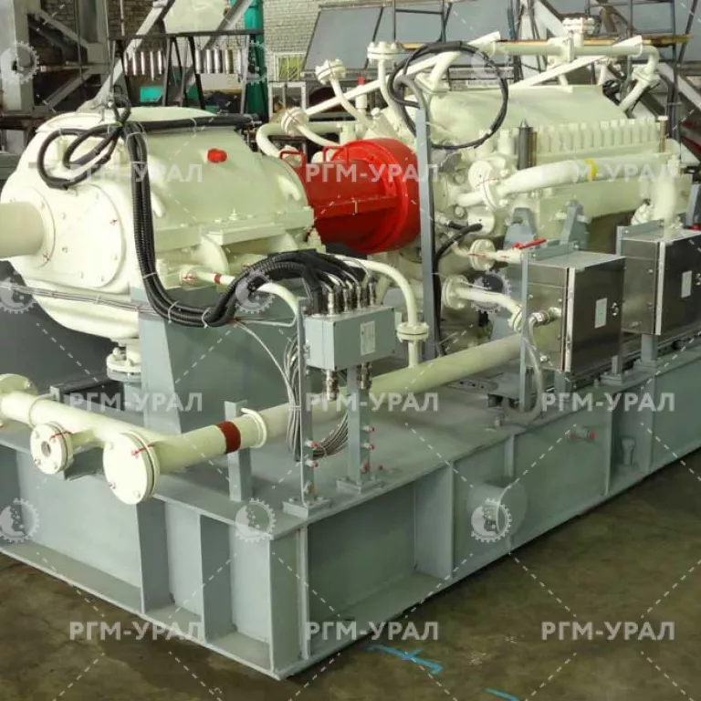 Центробежный компрессор с горизонтальным разъемом корпуса 5ГЦ1-401/12