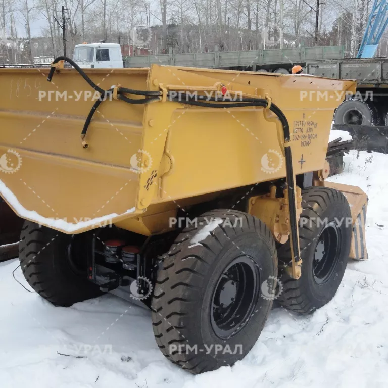  Погрузочно-транспортная машина ПТ-4